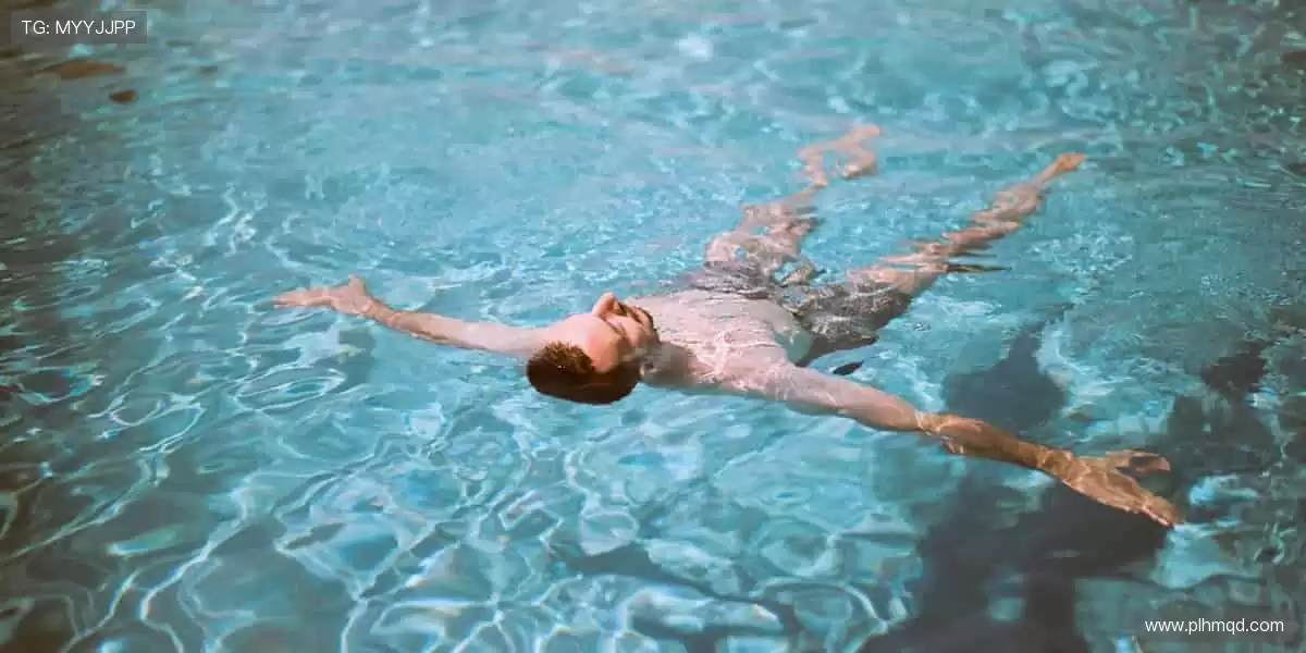 📱高清直播,随时随地掌控赛事!